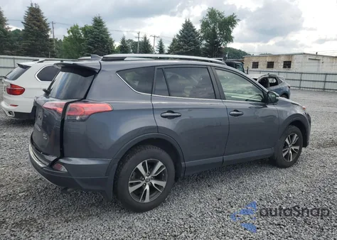 2017 Toyota Rav4 Xle z USA, uszkodzony, nr VIN JTMRFREV9HD218117